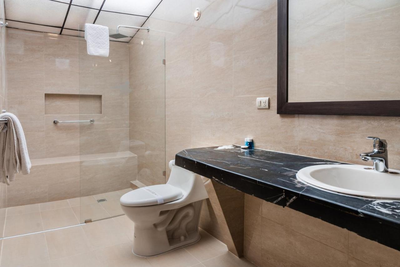 לוחה Hotel Libertador מראה חיצוני תמונה