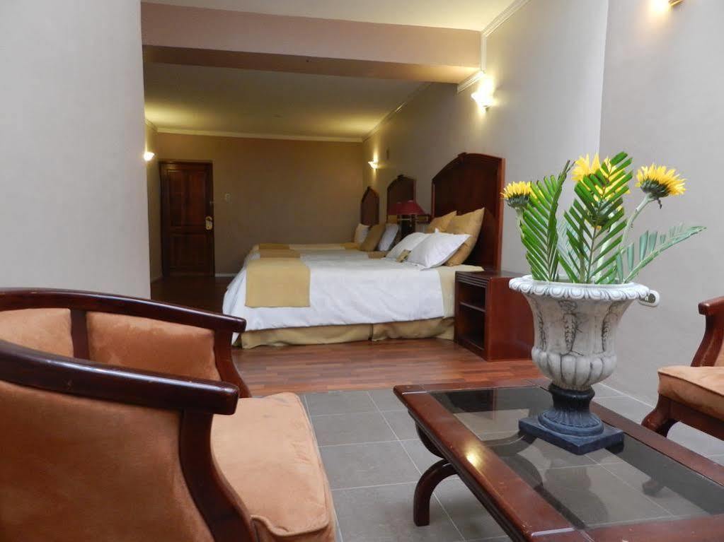 לוחה Hotel Libertador מראה חיצוני תמונה